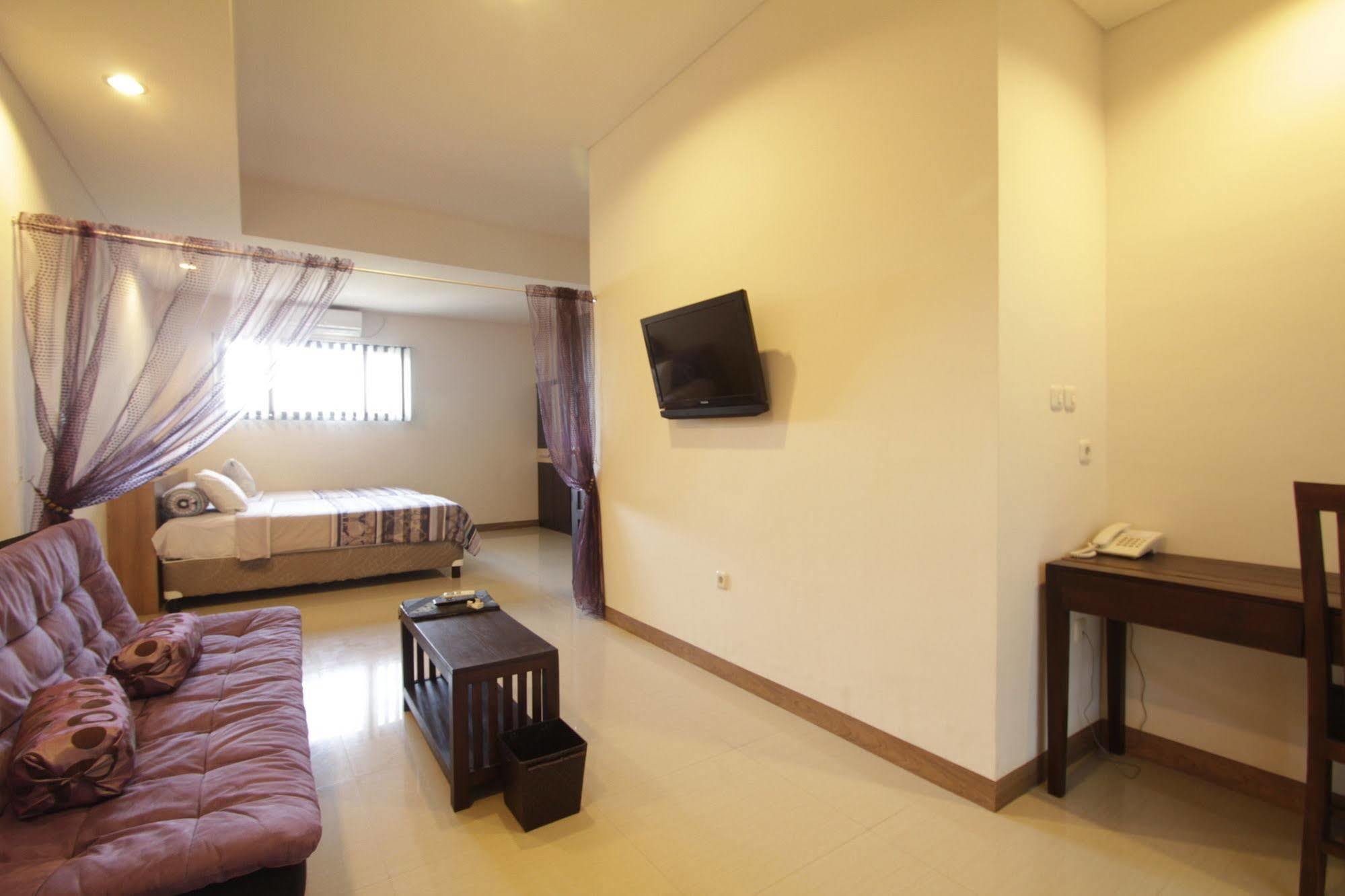 Alit Beach Resort And Villas Sanur Buitenkant foto
