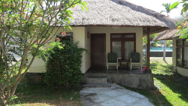 Alit Beach Resort And Villas Sanur Buitenkant foto